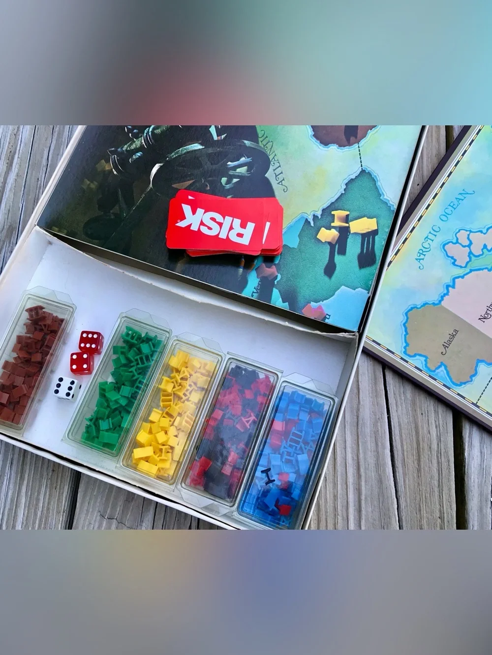 1980 Parker Brothers Risk World Conquest Game Boardgames Dice Cards Play Pieces